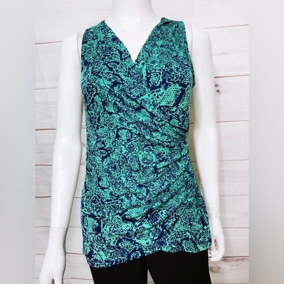 sofia by sofia vergara Tops - Sofia by Sofia Vergara Sleeveless Top Faux Wrap Top V Neck